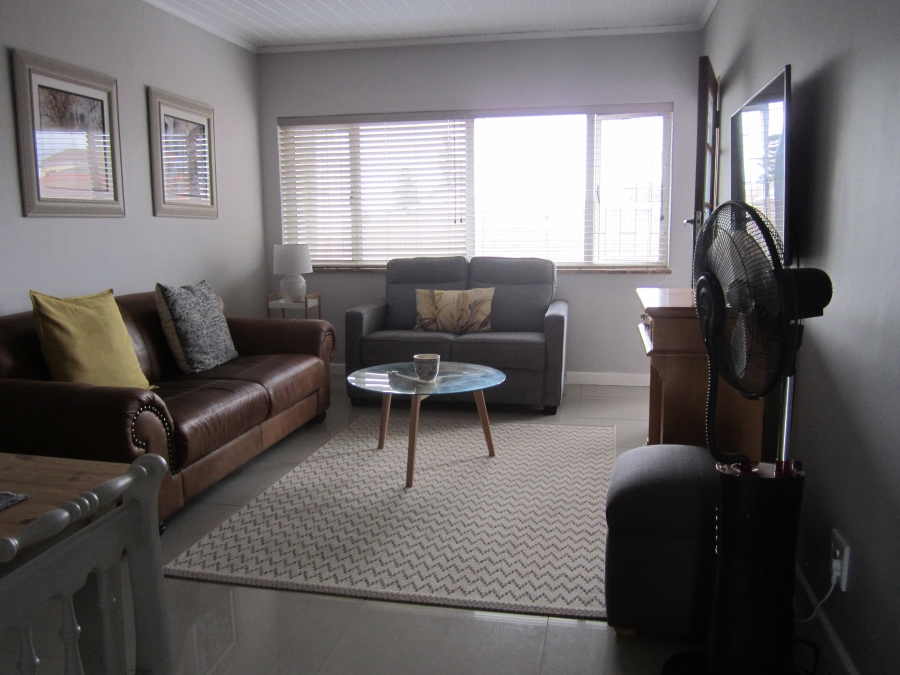 To Let 2 Bedroom Property for Rent in Strand North Western Cape